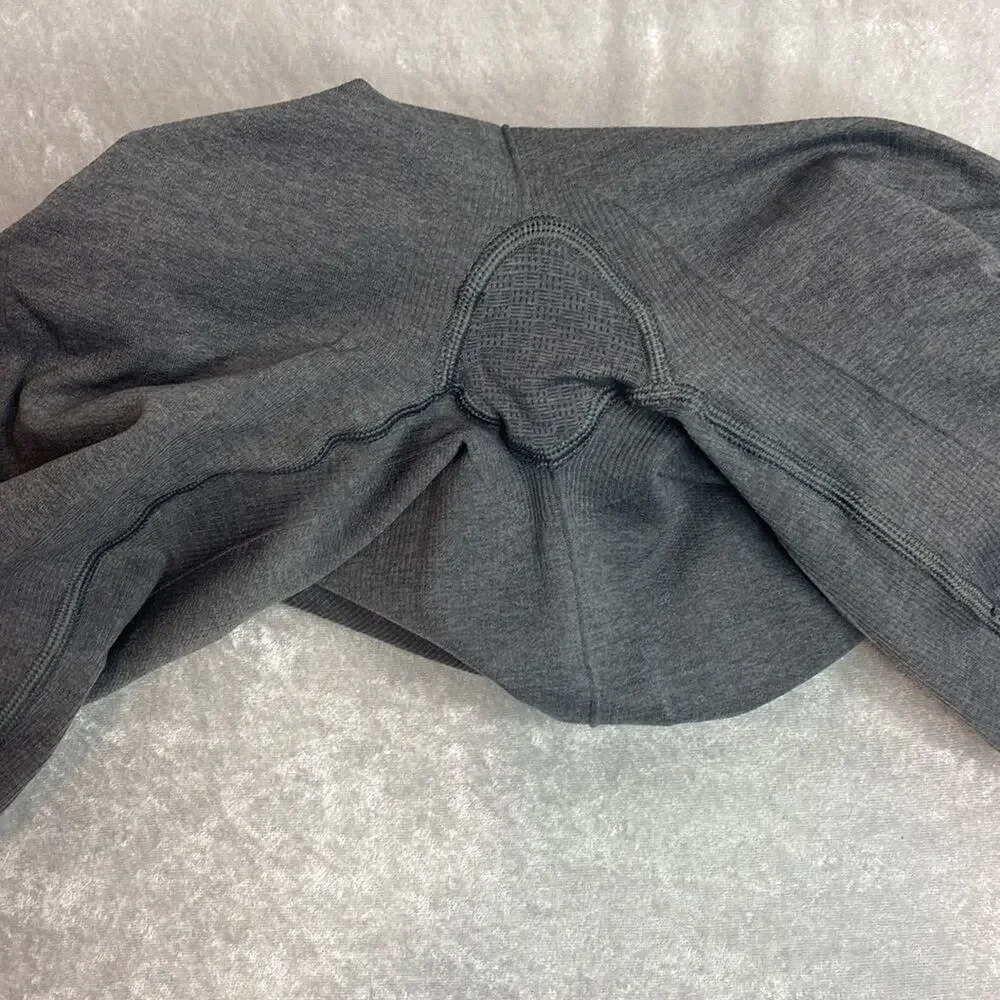 NWOT Lululemon Cropped High Rise seamless Gray Size 4